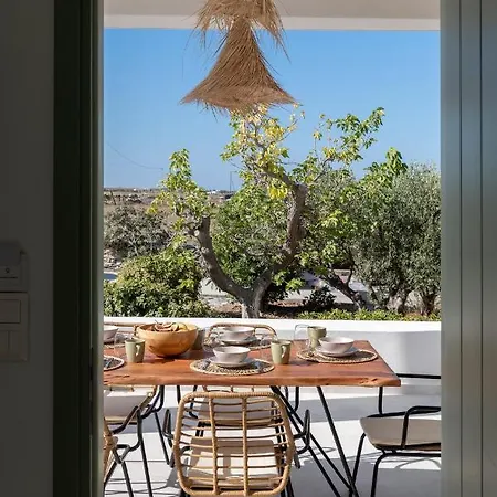 Olivine Paros * Nea Cryssi Akti