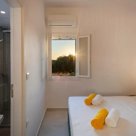 Olivine Paros * Nea Cryssi Akti