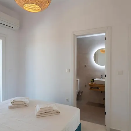 Olivine Paros Nea Cryssi Akti