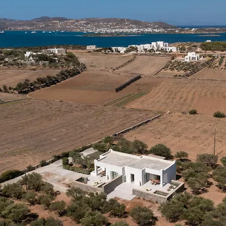 Olivine Parikia (Paros)